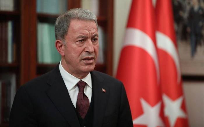 Хулуси Акар: Турция будет продолжать борьбу с террором
