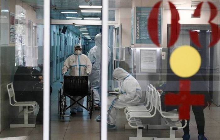 В России за сутки выявили 13 009 случаев заражения коронавирусом
