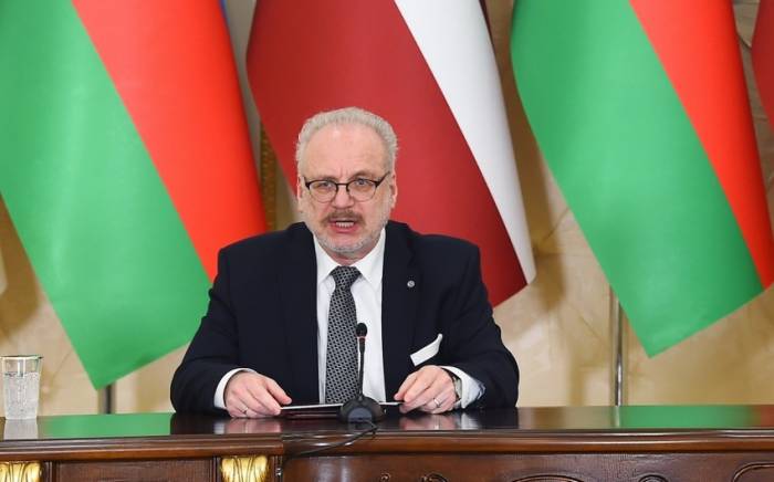 Президент Латвии: Готовимся к возобновлению прямых рейсов между Ригой и Баку

