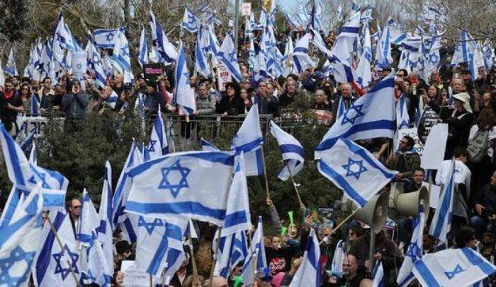 В Израиле проходят массовые протесты оппозиции против судебной реформы
