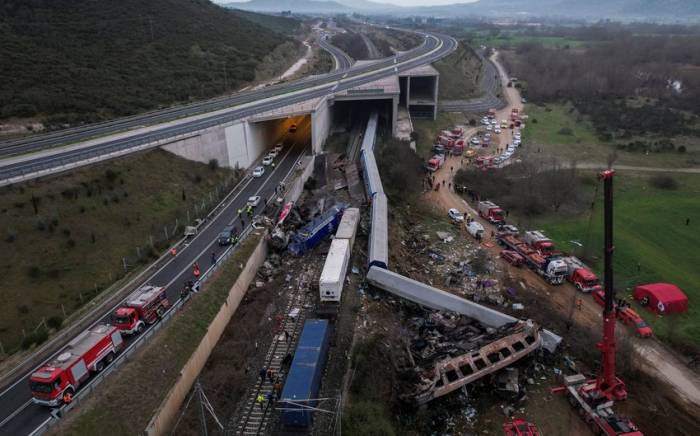 В Греции объявлен траур после железнодорожной катастрофы

