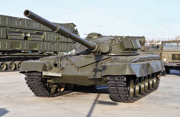 Пакистан может передать Украине более 40 танков Т-80УД
