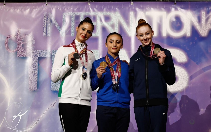 Успешно выступившие на Гран-при во Франции азербайджанские гимнастки вернулись на родину