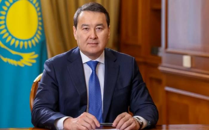 Премьер Казахстана прибыл с официальным визитом в Иран
