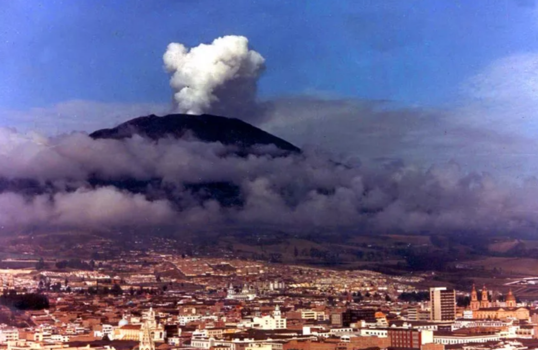 Активизировался один из самых опасных вулканов мира
