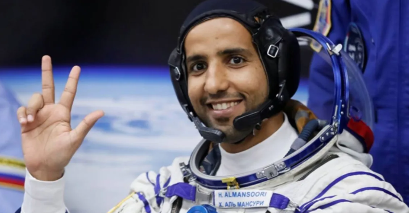 Первый арабский космонавт вышел в открытый космос
