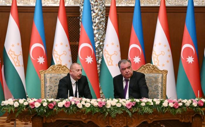 Подписаны азербайджано-таджикские документы -ФОТО
