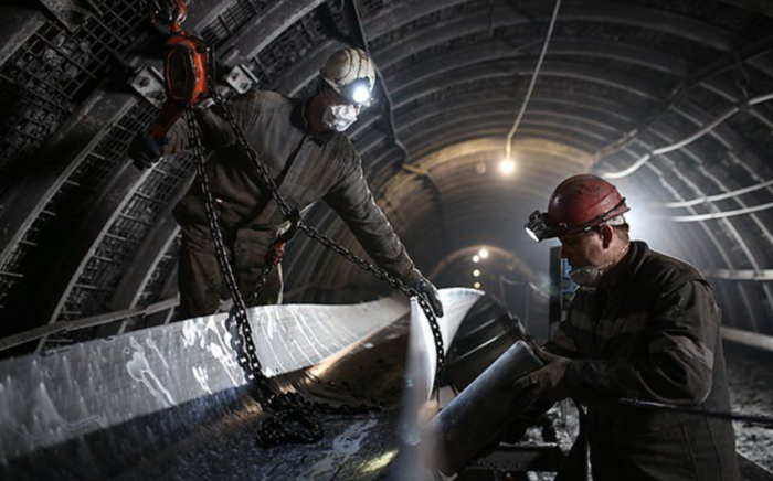 Около 140 горняков эвакуировали из-за загазирования в кузбасской шахте "Юбилейная"
