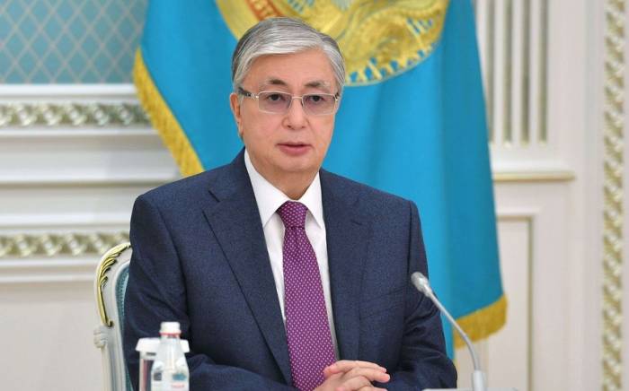 Токаев: Казахстан нацелен на развитие экономического сотрудничества с Азербайджаном
