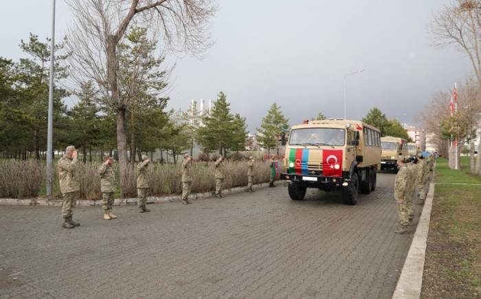 В Турции торжественно встретили азербайджанских военных
