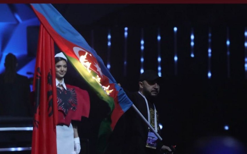 Сжегший азербайджанский флаг Арам Николян объявлен в международный розыск
