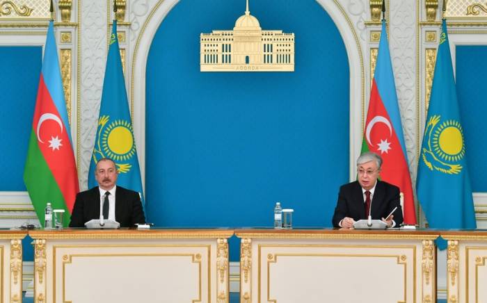 Президенты Азербайджана и Казахстана выступили с заявлениями для прессы -ФОТО
