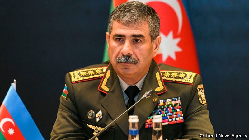 Министр обороны Азербайджана отбыл с официальным визитом в Казахстан

