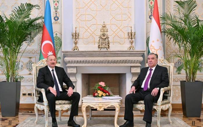 Состоялась встреча президентов Азербайджана и Таджикистана один на один
