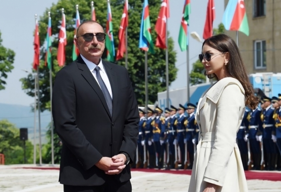 Президент Азербайджана и первая леди поздравили турецкую спортсменку, успешно выступившую на чемпионате Европы в Иреване
