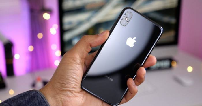 Apple прекращает поддержку революционного iPhone X
