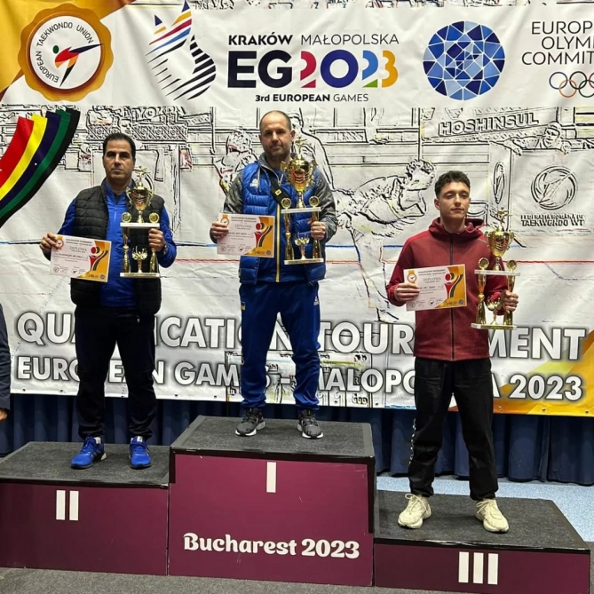 Азербайджанские таэквондисты завоевали три медали в Румынии
