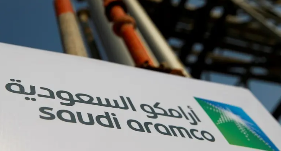 Саудовская Аравия в мае снова повысит цены на нефть для Азии
