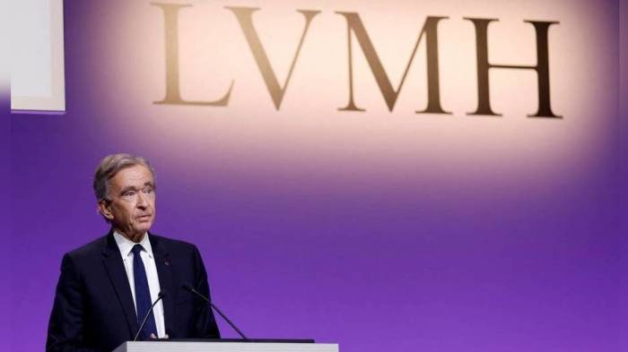 Владелец Louis Vuitton обогнал Маска в рейтинге богатейших людей мира

