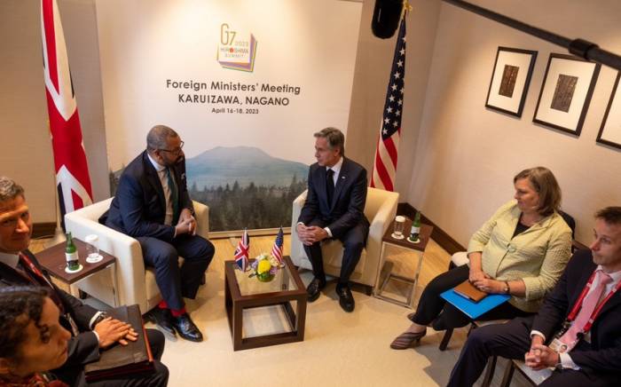 Госсекретарь США встретился с министром иностранных дел Великобритании
