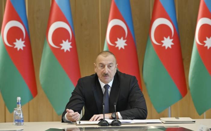 Президент: Сожжение флага Азербайджана в Армении – это очередное грязное деяние армянского правительства
