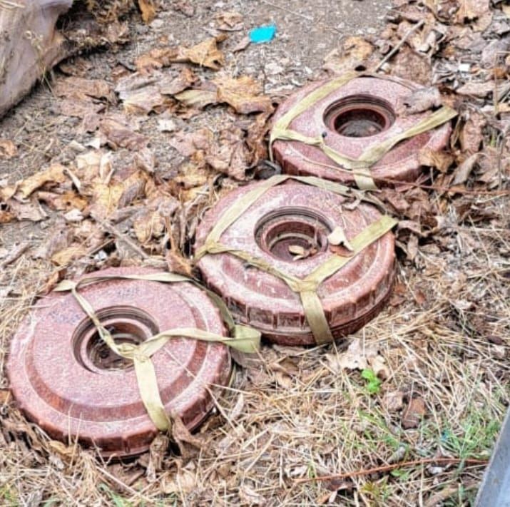 В Лачинском районе обнаружены мины