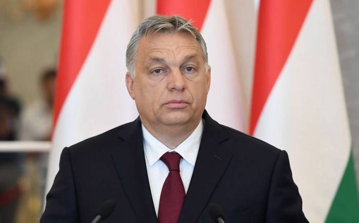 Премьер Венгрии: Будапешт не одобряет поучений со стороны США

