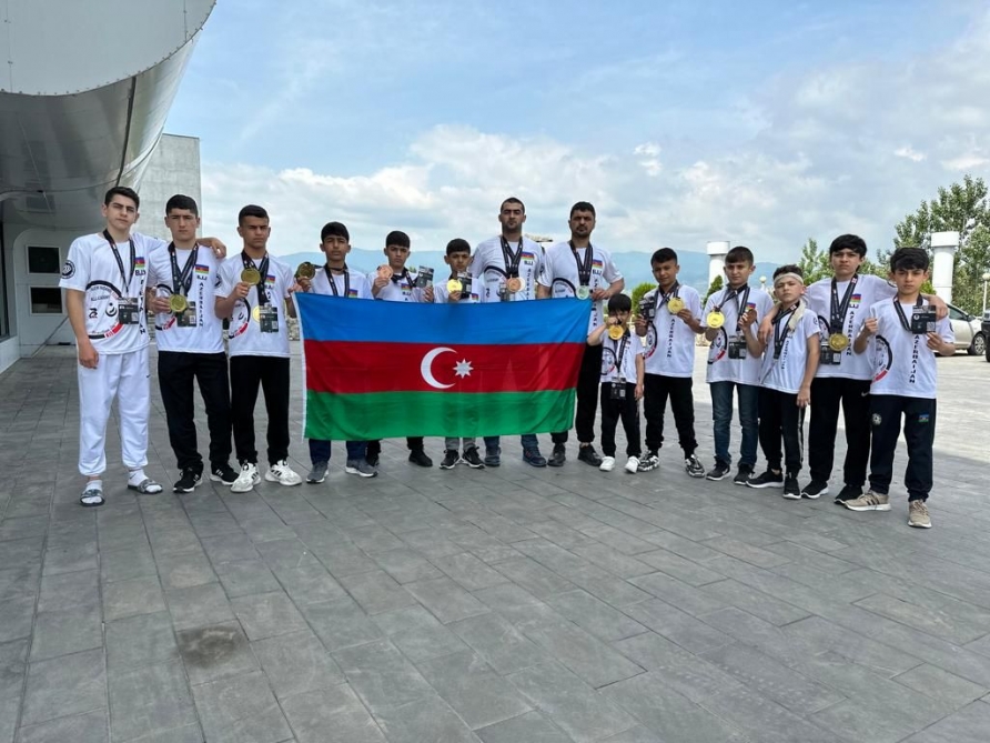Азербайджанские спортсмены завоевали 15 медалей на турнире Abu Dhabi Jiu-Jitsu Pro
