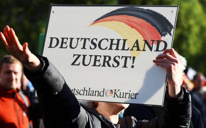 Немецкие ультраправые имеют самый высокий за 5 лет рейтинг
