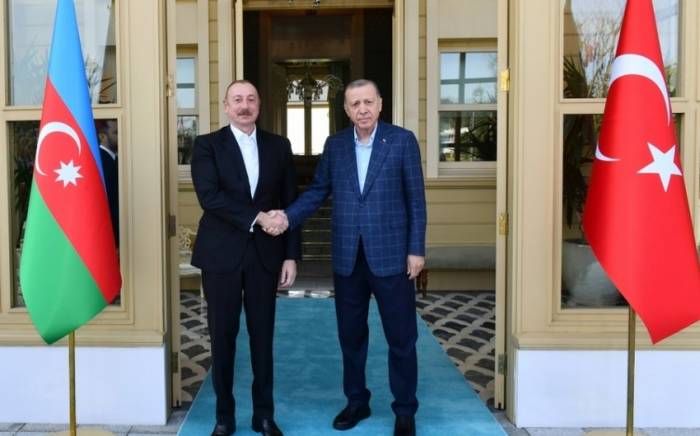 Ильхам Алиев поздравил Реджепа Тайипа Эрдогана с победой на президентских выборах-ОБНОВЛЕНО
