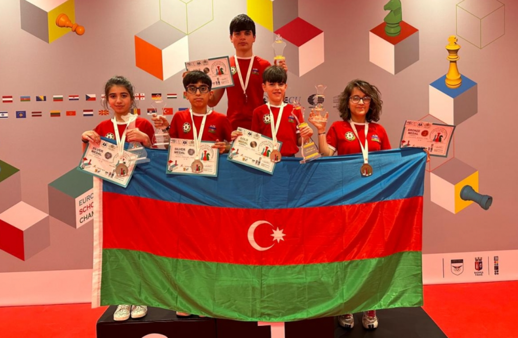 Азербайджанские школьники завоевали пять медалей на чемпионате Европы по шахматам
