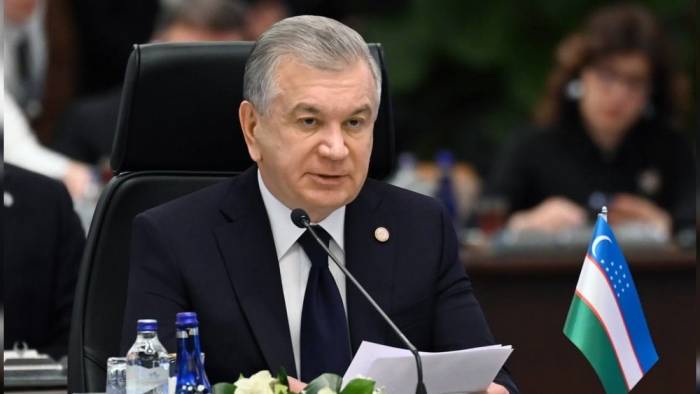 Шавкат Мирзиёев объявил о досрочных выборах президента Узбекистана
