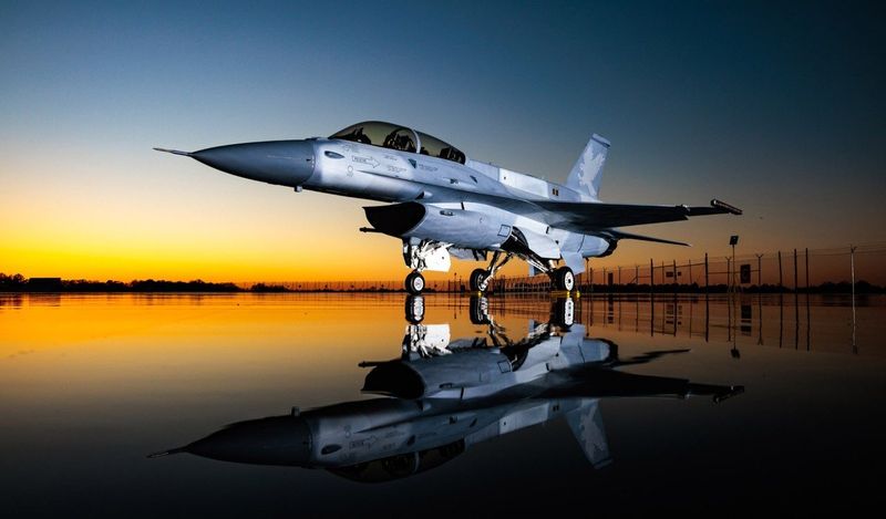 Дания готова обучать украинских пилотов летать на F-16
