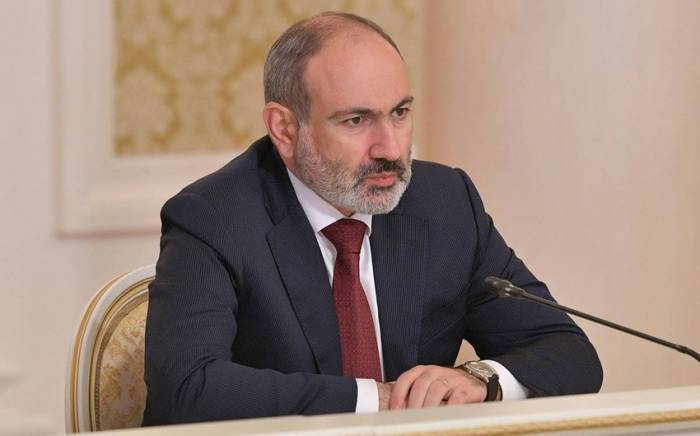 Премьер-министр Армении отправился в Россию
