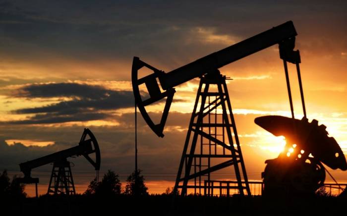 Аналитики прогнозируют снижение запасов нефти в США
