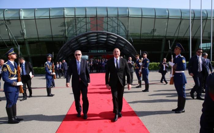 Завершился государственный визит президента Турции в Азербайджан
