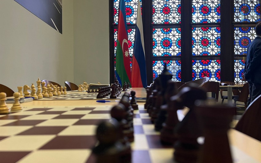 В павильоне "Азербайджан" на ВДНХ прошел шахматный турнир с участием иностранных дипломатов
