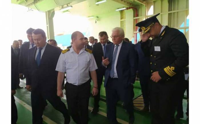 Президент Германии посетил судно-паром "Зарифа Алиева" -ФОТО
