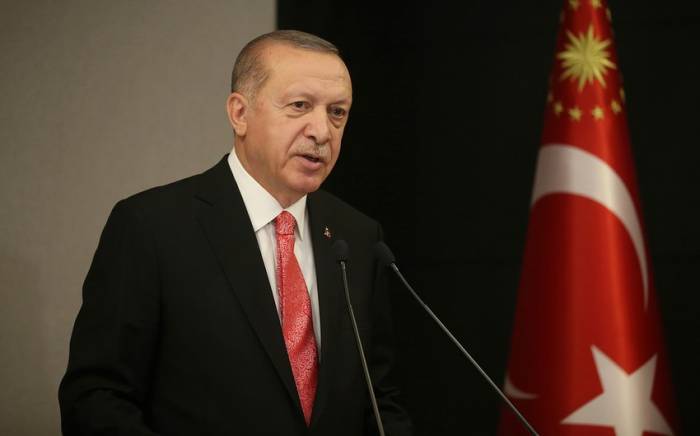 Эрдоган заявил Зеленскому о возможности создания комиссии по Каховской ГЭС
