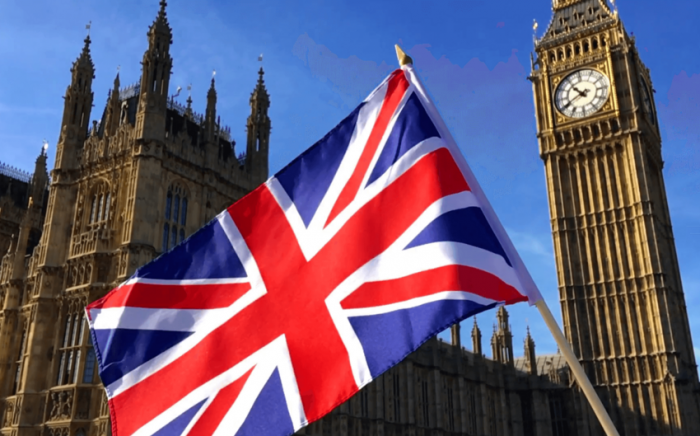 Лондон введет новые ограничения на доступ компаний РФ к британским юристам
