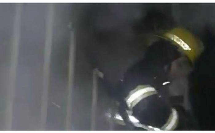В Баку произошел пожар в девятиэтажном здании -ФОТО -ВИДЕО
