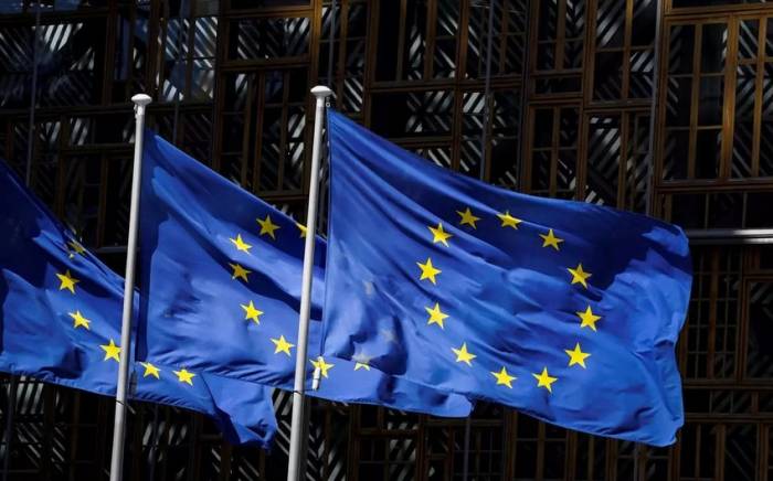Еврокомиссия просит 27 стран ЕС выделить дополнительные средства для Украины
