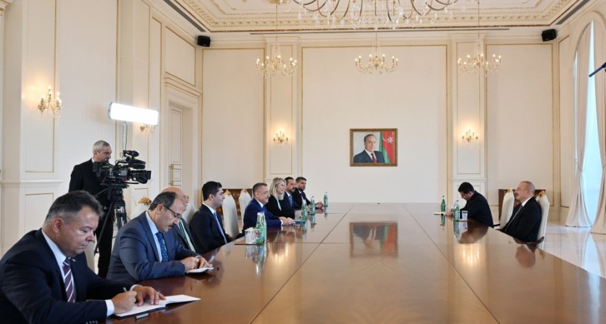 Ильхам Алиев принял делегацию Великого Национального собрания Турции