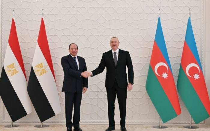 Ильхам Алиев: Азербайджан и Египет объединяют традиционно дружеские отношения
