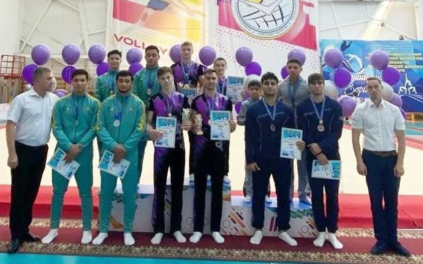 Сборная Азербайджана по акробатической гимнастике завоевала бронзовую медаль на международном турнире