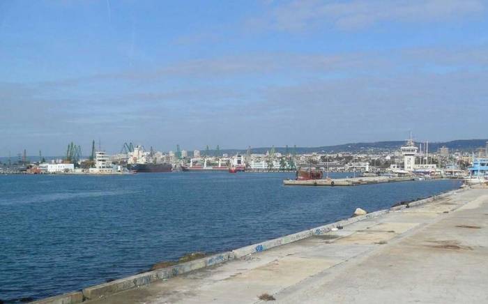 Два моряка из России погибли на борту судна под Варной в Болгарии
