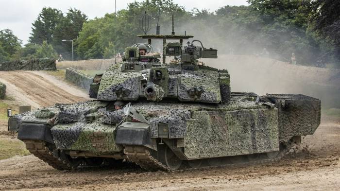 На вооружении армии Великобритании осталось только 40 боеспособных танков
