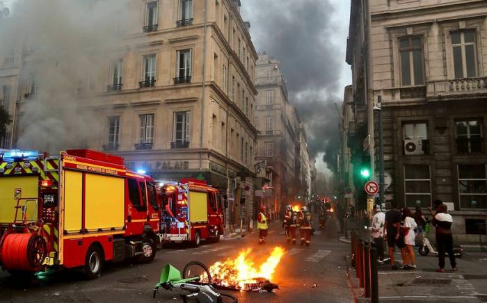 Минтранс Франции оценил в десятки миллионов евро ремонт инфраструктуры после погромов
