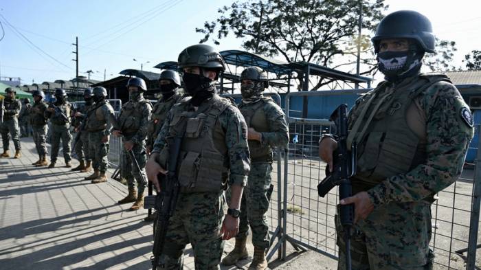 В Эквадоре ввели режим ЧП во всех тюрьмах страны
