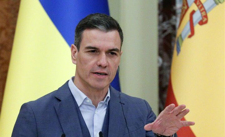 Премьер Испании пообещал Украине поддержку, независимо от цены